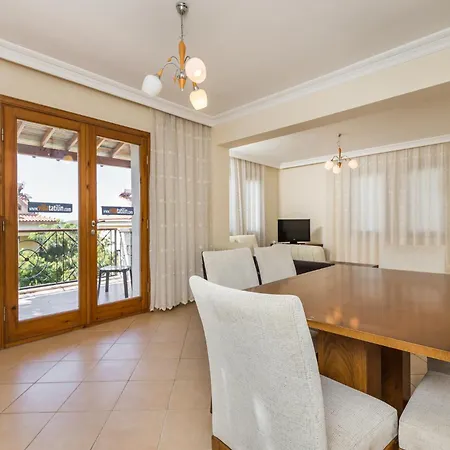 Hotel Perdikia Hill And 4*