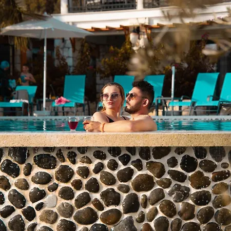 Hotel Perdikia Hill And