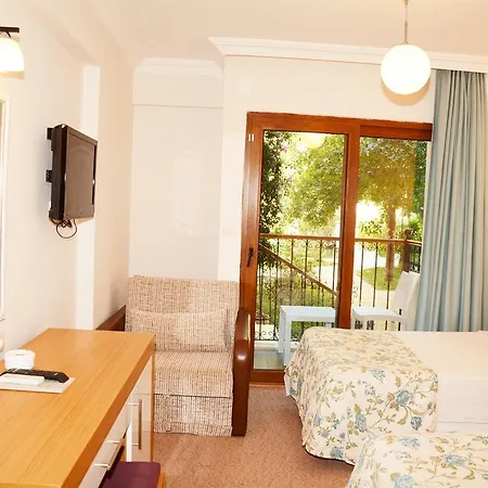 Hotel Perdikia Hill And 4*